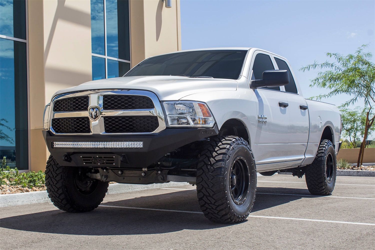 2018, 2017, 2016, 2015, 2014, 2013 Ram 1500 Bumper