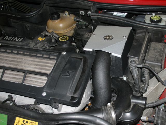 2002-2006 Mini Cooper Air Intake Kit (AFE Filters)