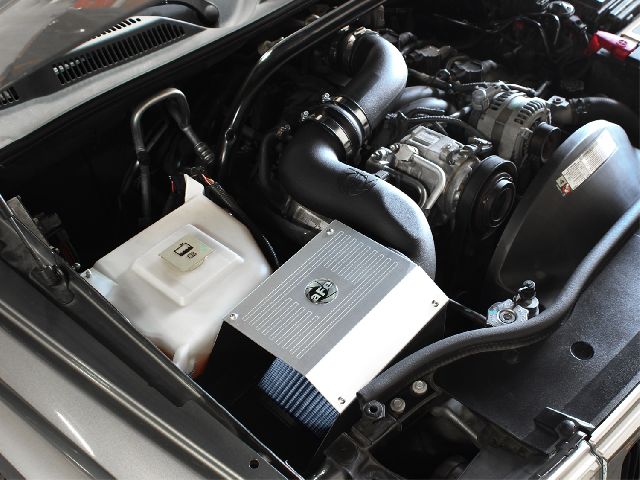 2006-2009 Jeep Commander Air Intake Kit (AFE Filters)