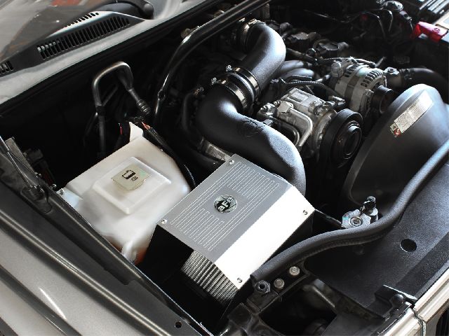 2006-2009 Jeep Commander Air Intake Kit (AFE Filters)