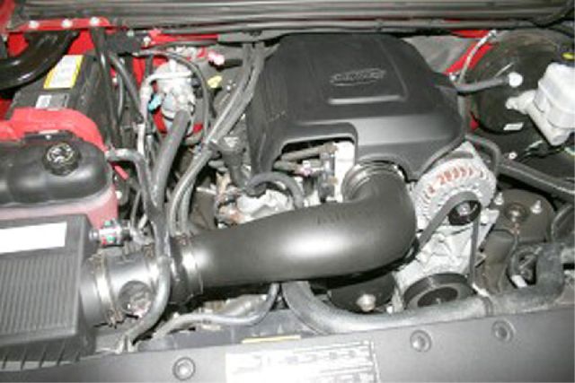 2007-2013 Chevrolet Avalanche Engine Cold Air Intake Performance Kit (Airaid)