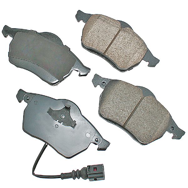 1999-2005 Volkswagen Jetta Disc Brake Pad Set - Front (Akebono)