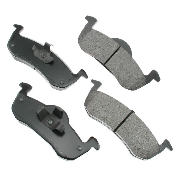 2007-2017 Lincoln Navigator Disc Brake Pad Set - Rear (Akebono)