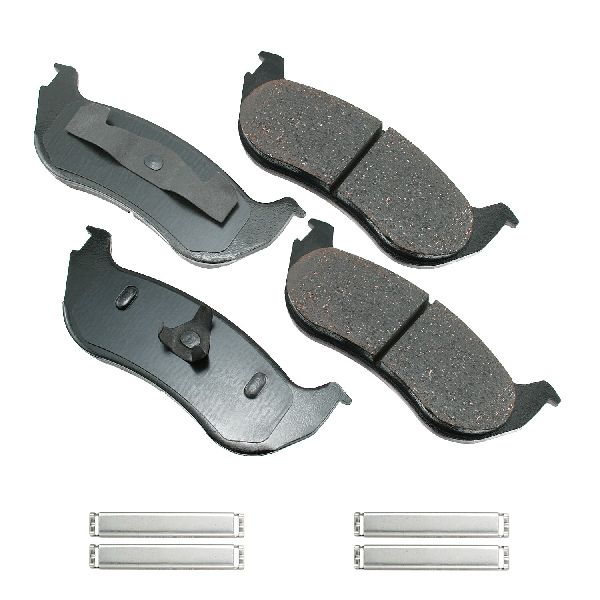 2002-2005 Mercury Mountaineer Disc Brake Pad Set - Rear (Akebono)