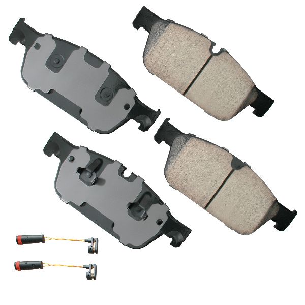 2013-2016 Mercedes-Benz GL550 Disc Brake Pad Set - Front (Akebono)