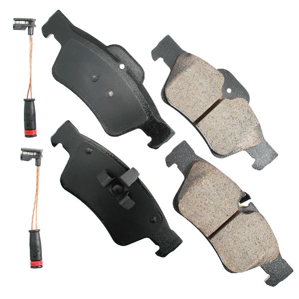 2006-2011 Mercedes-Benz ML350 Disc Brake Pad Set - Rear (Akebono)