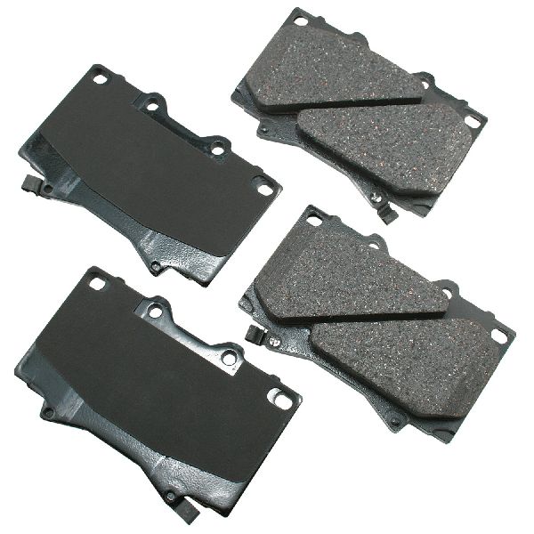 1998-2007 Toyota Land Cruiser Disc Brake Pad Set - Front (Akebono)