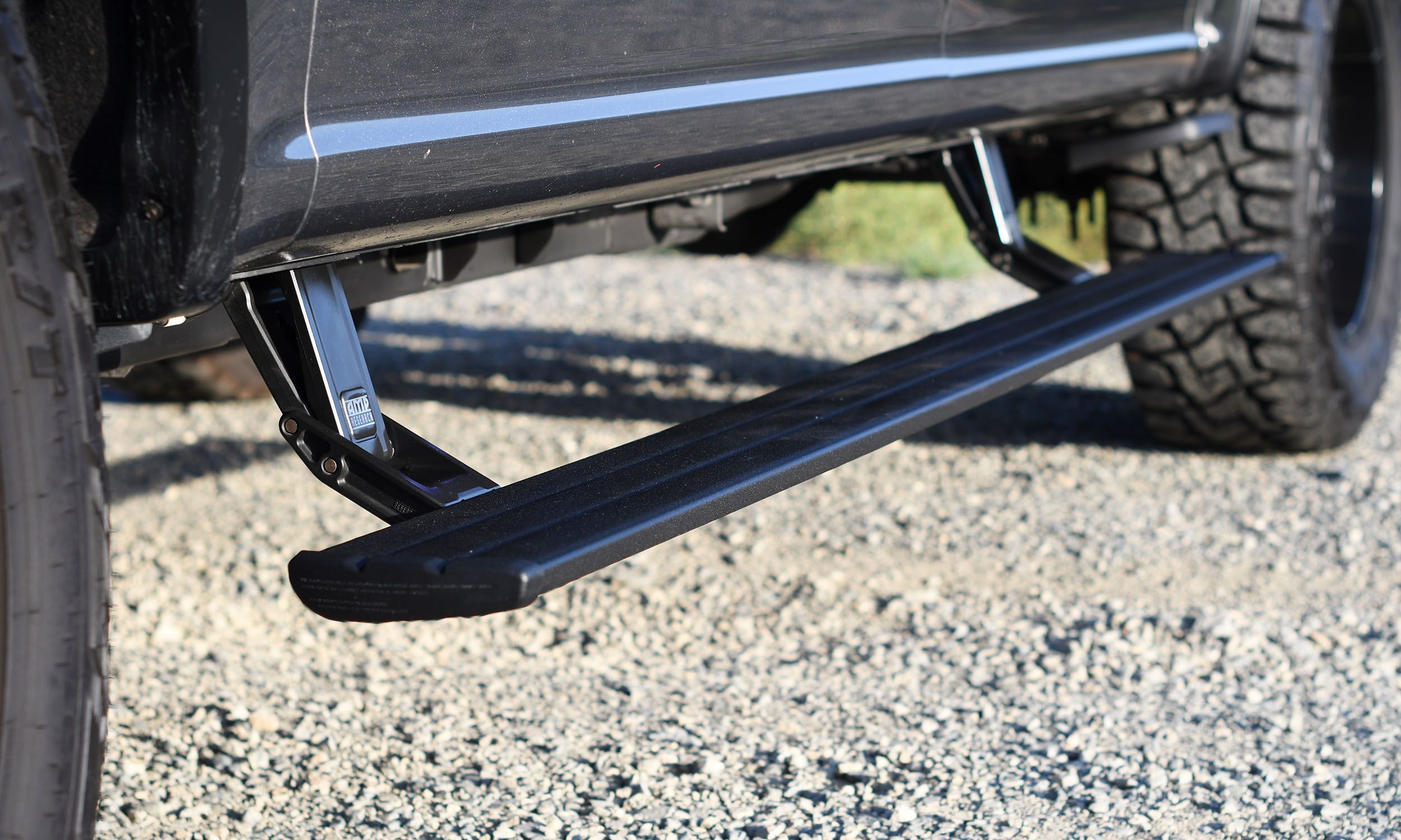 2024, 2023, 2022, 2021, 2020, 2019, 2018 Ram 3500 Running Board