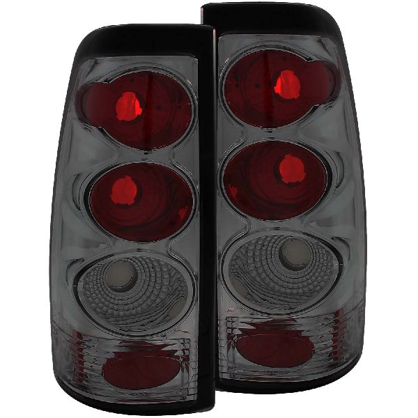 1999-2004 GMC Sierra 2500 Tail Light Set (ANZO)