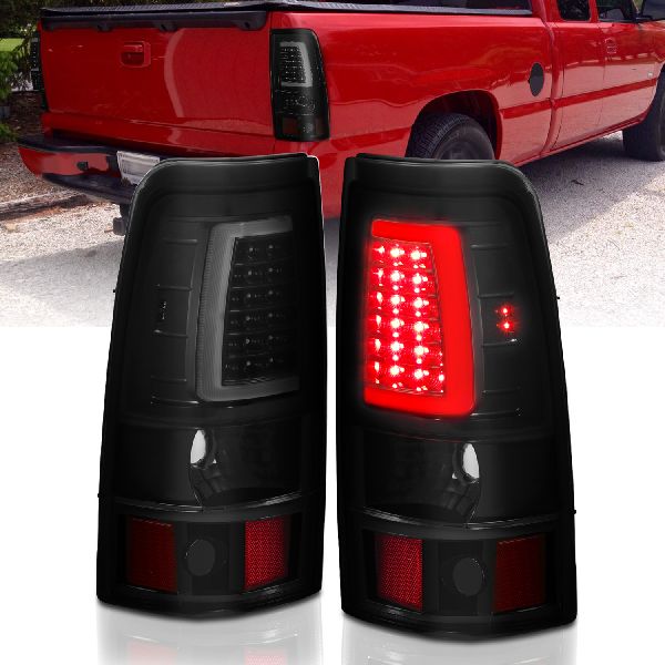 2003-2004 Chevrolet Silverado 2500 Tail Light Set (ANZO)