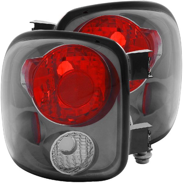 1999-2004 Chevrolet Silverado 1500 Tail Light Set (ANZO)