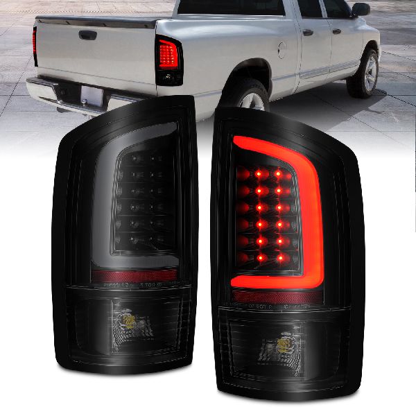 2002-2006 Dodge Ram 1500 Tail Light Set (ANZO)