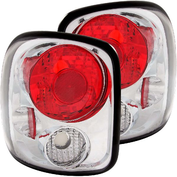 1999-2004 Chevrolet Silverado 1500 Tail Light Set (ANZO)