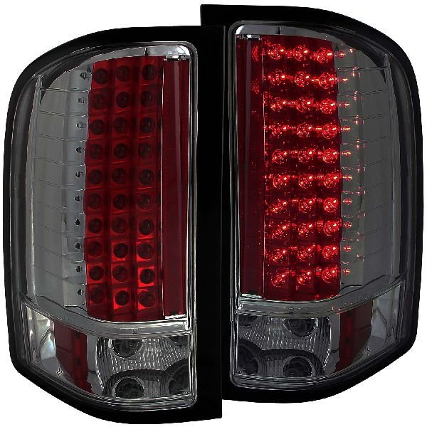 2007 Chevrolet Silverado 3500 Classic Tail Light Set (ANZO)
