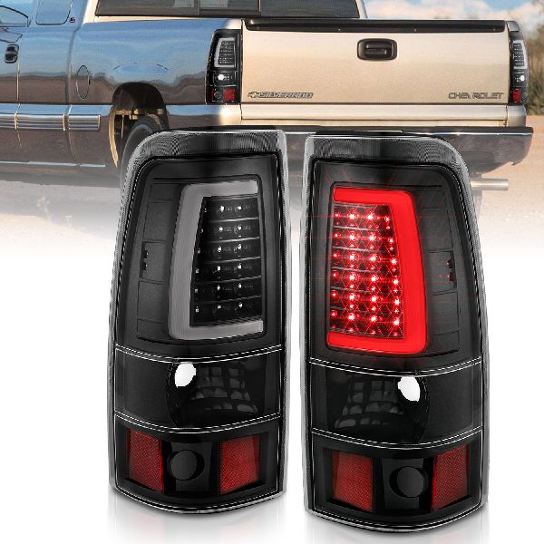 2003-2004 Chevrolet Silverado 2500 Tail Light Set (ANZO)
