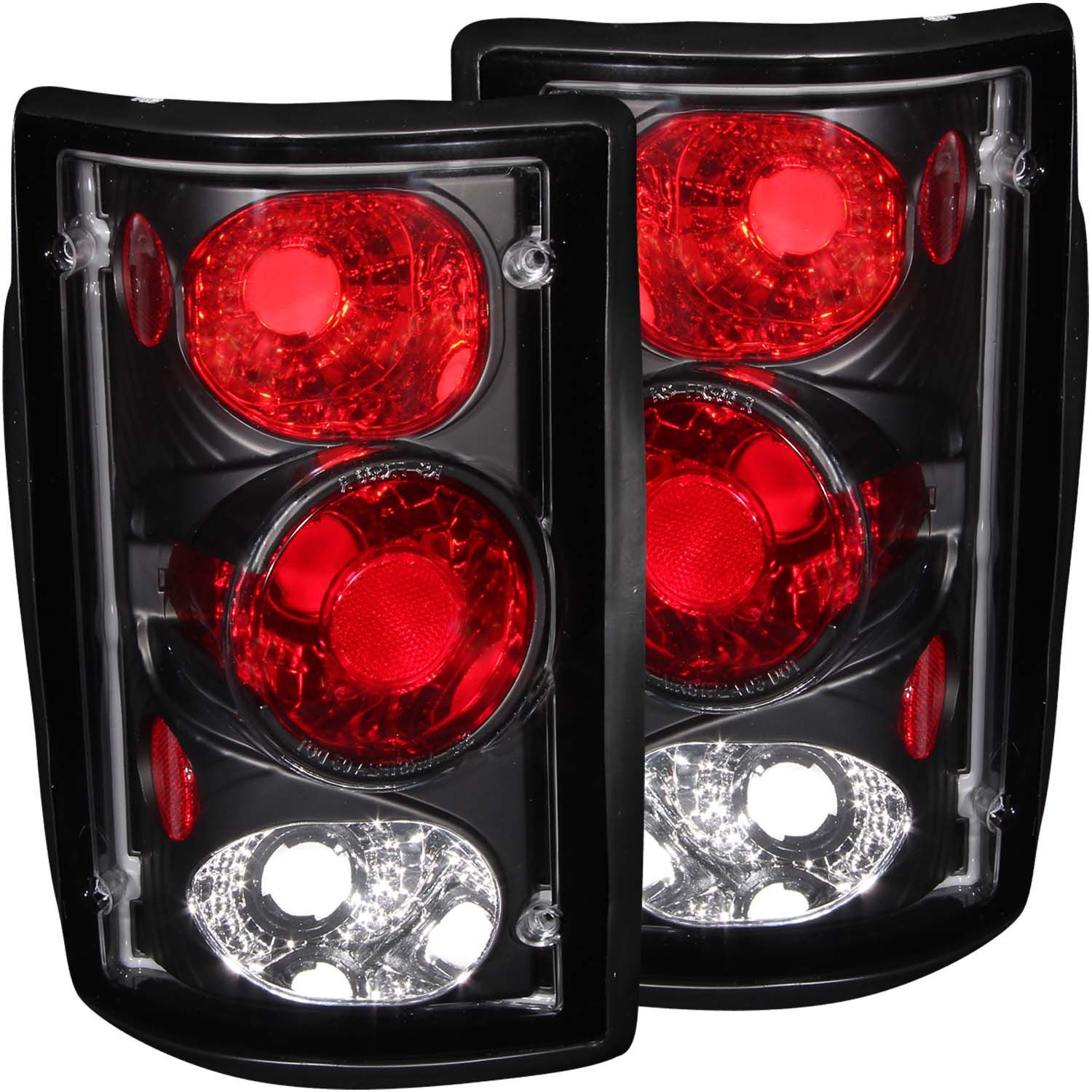 2005, 2004, 2003, 2002, 2001, 2000 Ford Excursion Tail Light Set