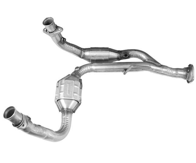 2007, 2006 Jeep Commander Catalytic Converter