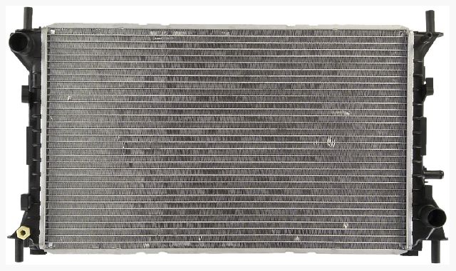 2000-2007 Ford Focus Radiator (APDI)