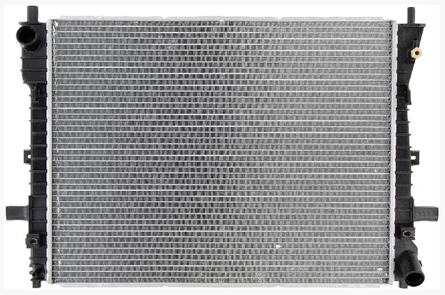 2003-2005 Lincoln Town Car Radiator (APDI)