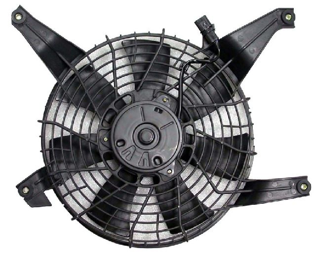2001-2002 Mitsubishi Montero A/C Condenser Fan Assembly (APDI)