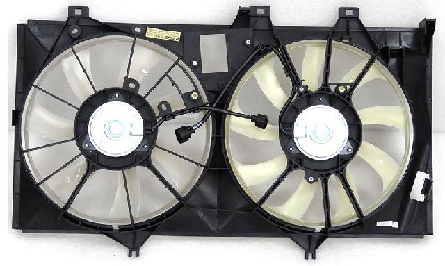 2012-2017 Toyota Camry Dual Radiator and Condenser Fan Assembly (APDI)