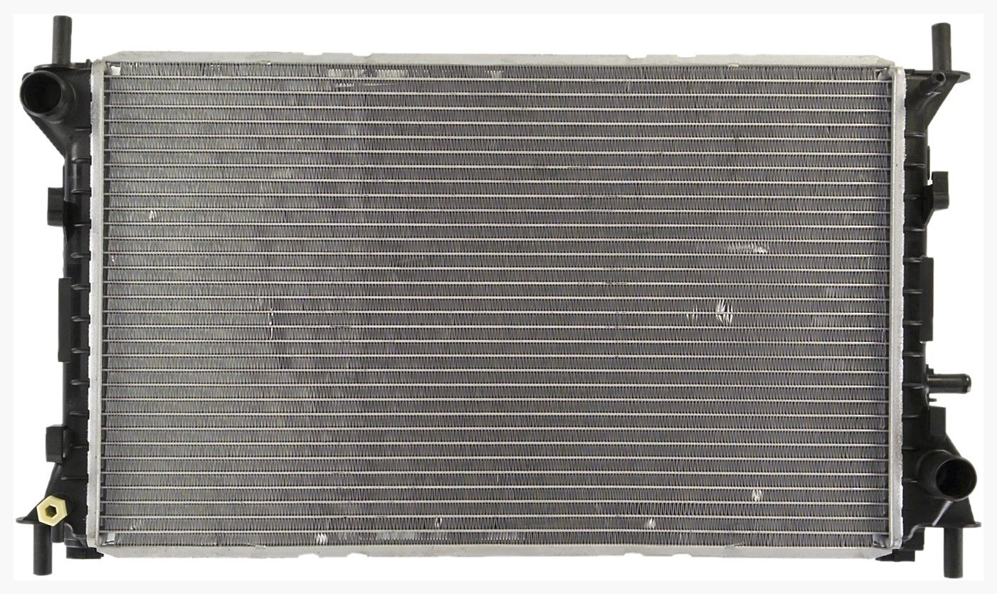 2007, 2006, 2005, 2004, 2003, 2002, 2001, 2000 Ford Focus Radiator