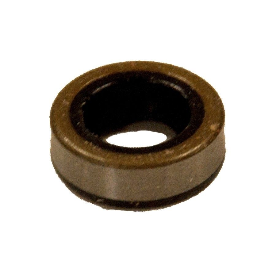 1995, 1994, 1993, 1992, 1991, 1990, 1989 Geo Tracker Automatic Transmission Speedometer Pinion Seal