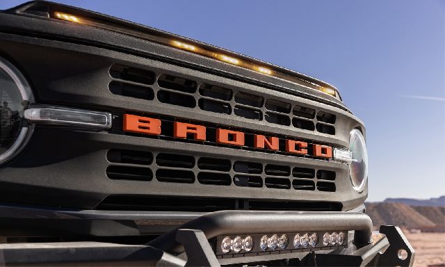 2021-2024 Ford Bronco Hood Deflector (Auto Ventshade (AVS))