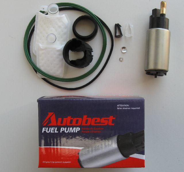 2000-2005 Ford Excursion Fuel Pump and Strainer Set (AutoBest)