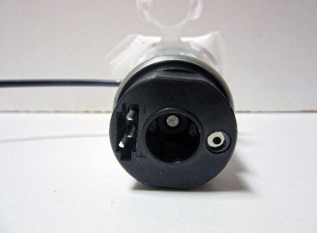 2006-2008 Toyota RAV4 Fuel Pump and Strainer Set (AutoBest)