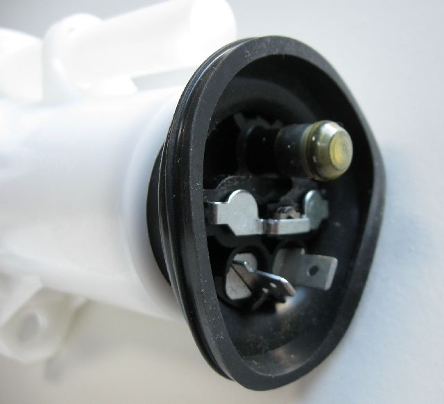 1993 Volkswagen EuroVan Fuel Pump Module Assembly (AutoBest)