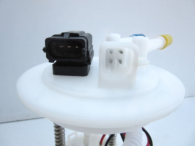 2001-2005 Saturn L300 Fuel Pump Module Assembly (AutoBest)