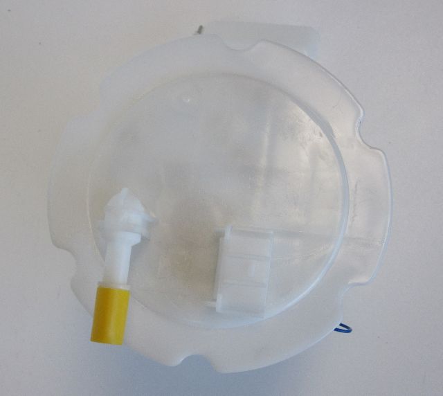 2004-2006 Nissan Altima Fuel Pump Module Assembly (AutoBest)