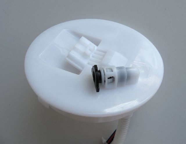 2002 Ford Focus Fuel Pump Module Assembly (AutoBest)