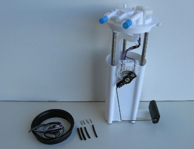 1998-1999 GMC Yukon Fuel Pump Module Assembly (AutoBest)