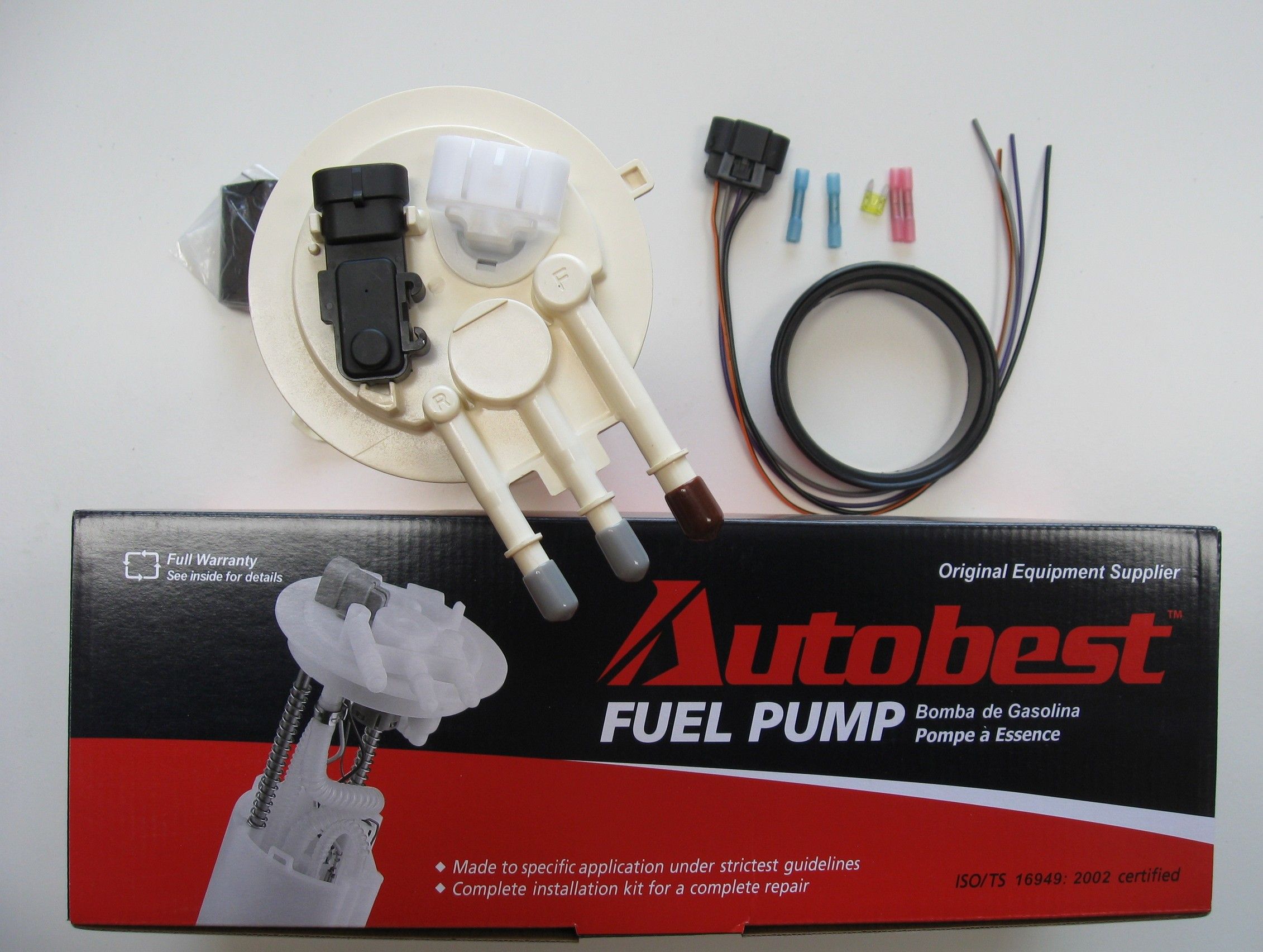 2004, 2003, 2002, 2001, 2000, 1999, 1998 GMC Jimmy Fuel Pump Module Assembly