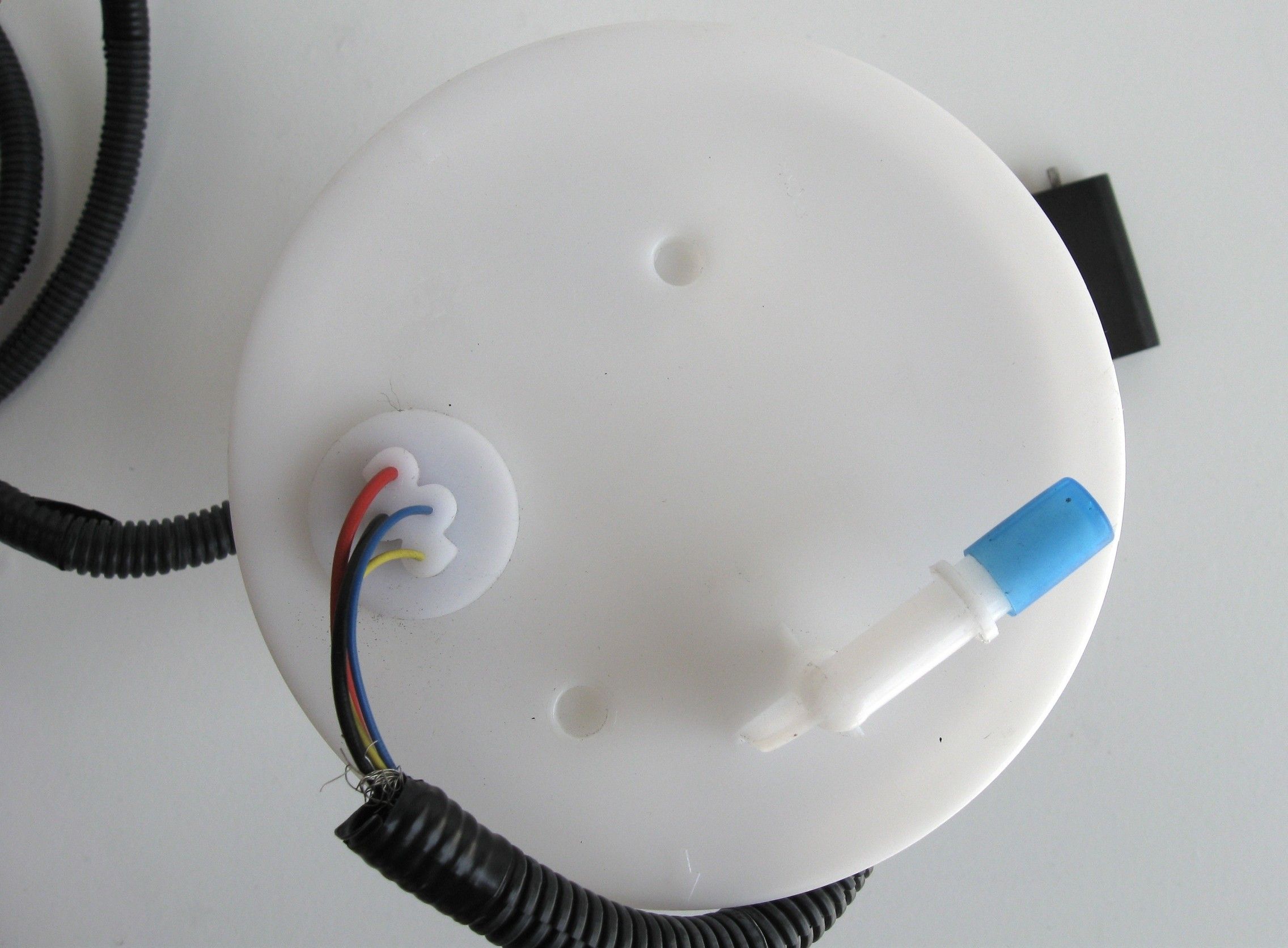 2005, 2004 Ford Freestar Fuel Pump Module Assembly