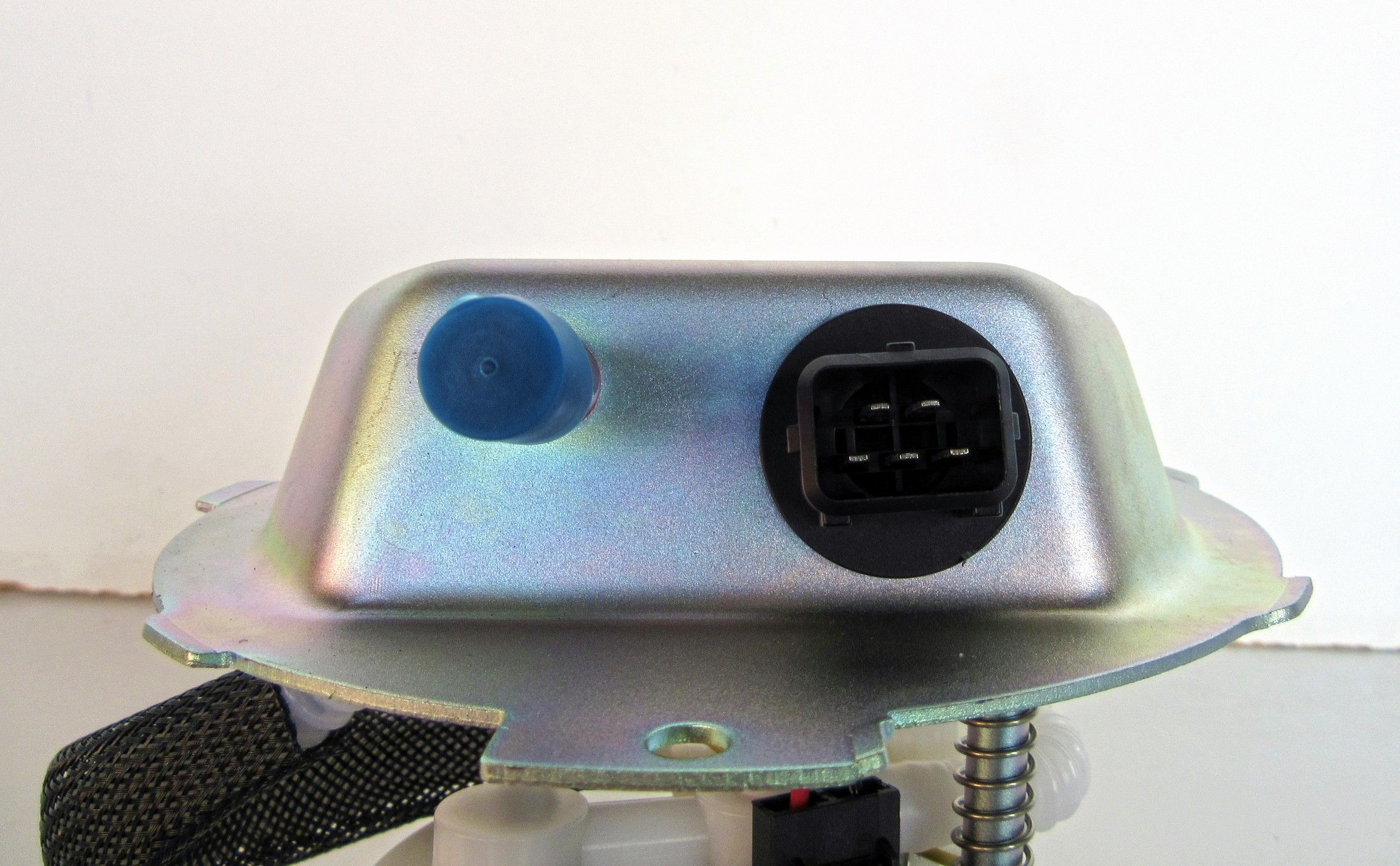 2000, 1999 Ford Contour Fuel Pump Module Assembly