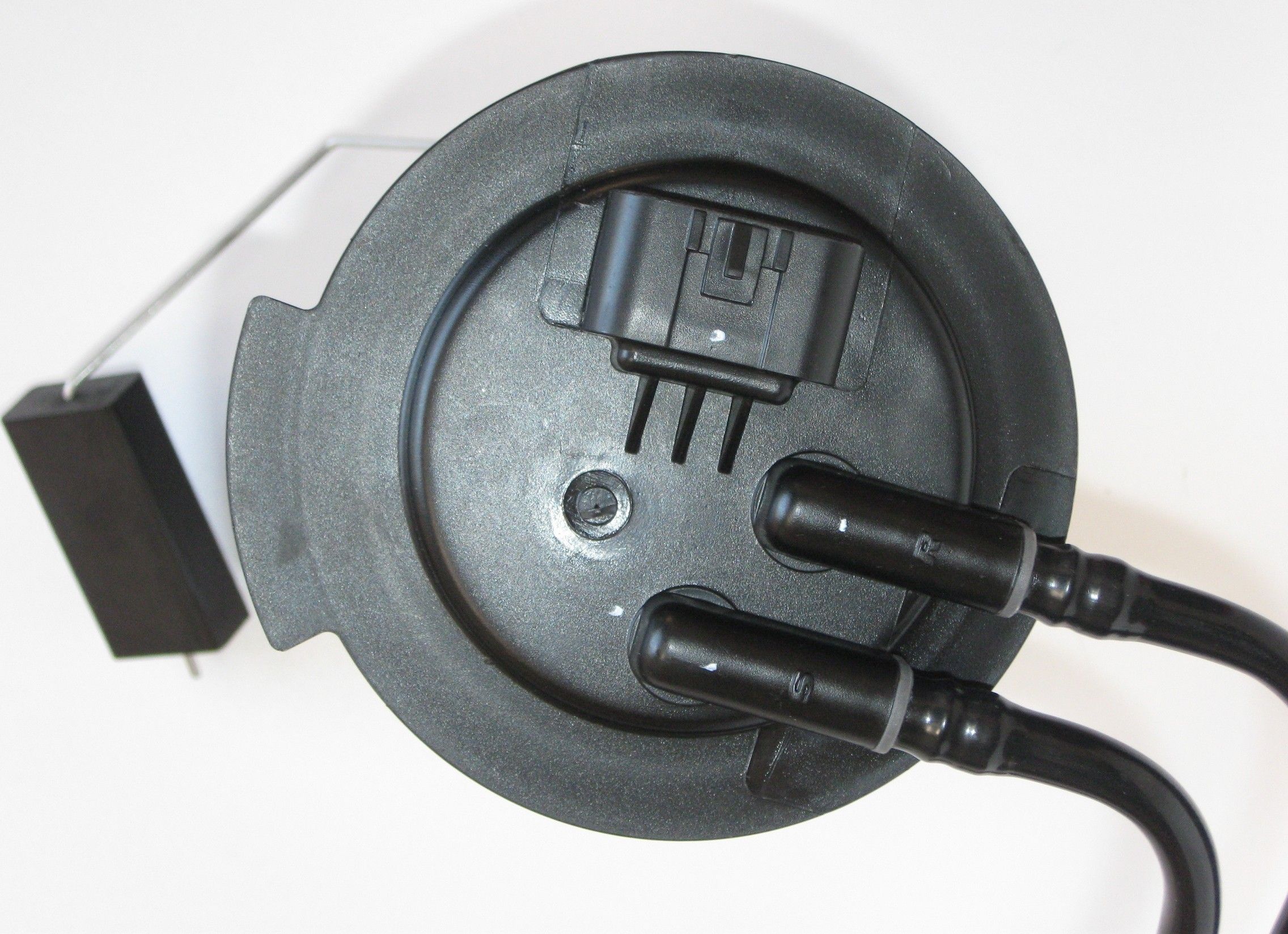 2007, 2006 Saturn Ion Fuel Pump Module Assembly