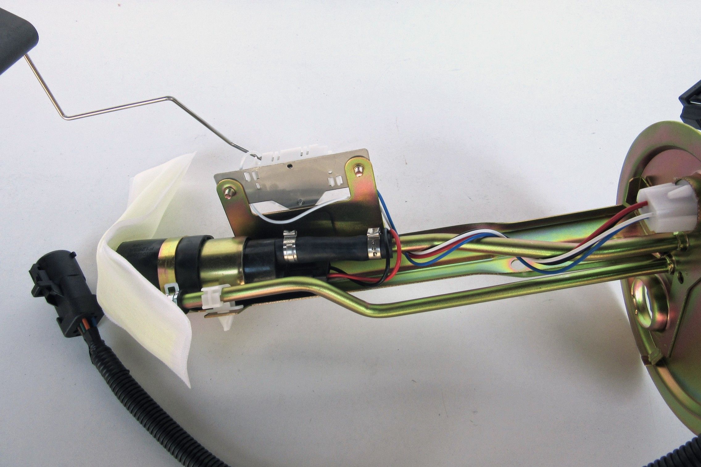 2002, 2001, 2000, 1999 Ford Expedition Fuel Pump and Sender Assembly