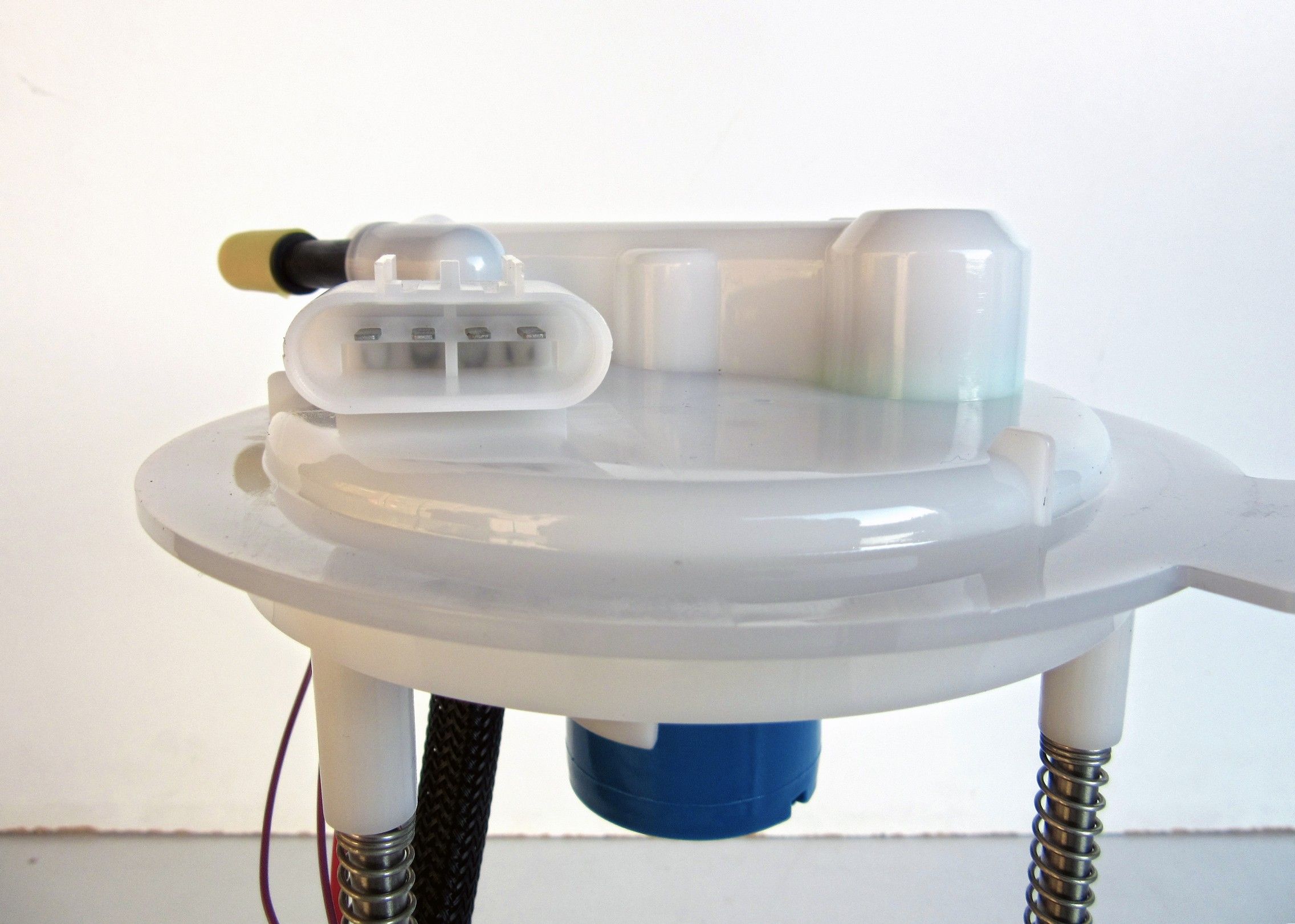 2009, 2008 Buick Allure Fuel Pump Module Assembly
