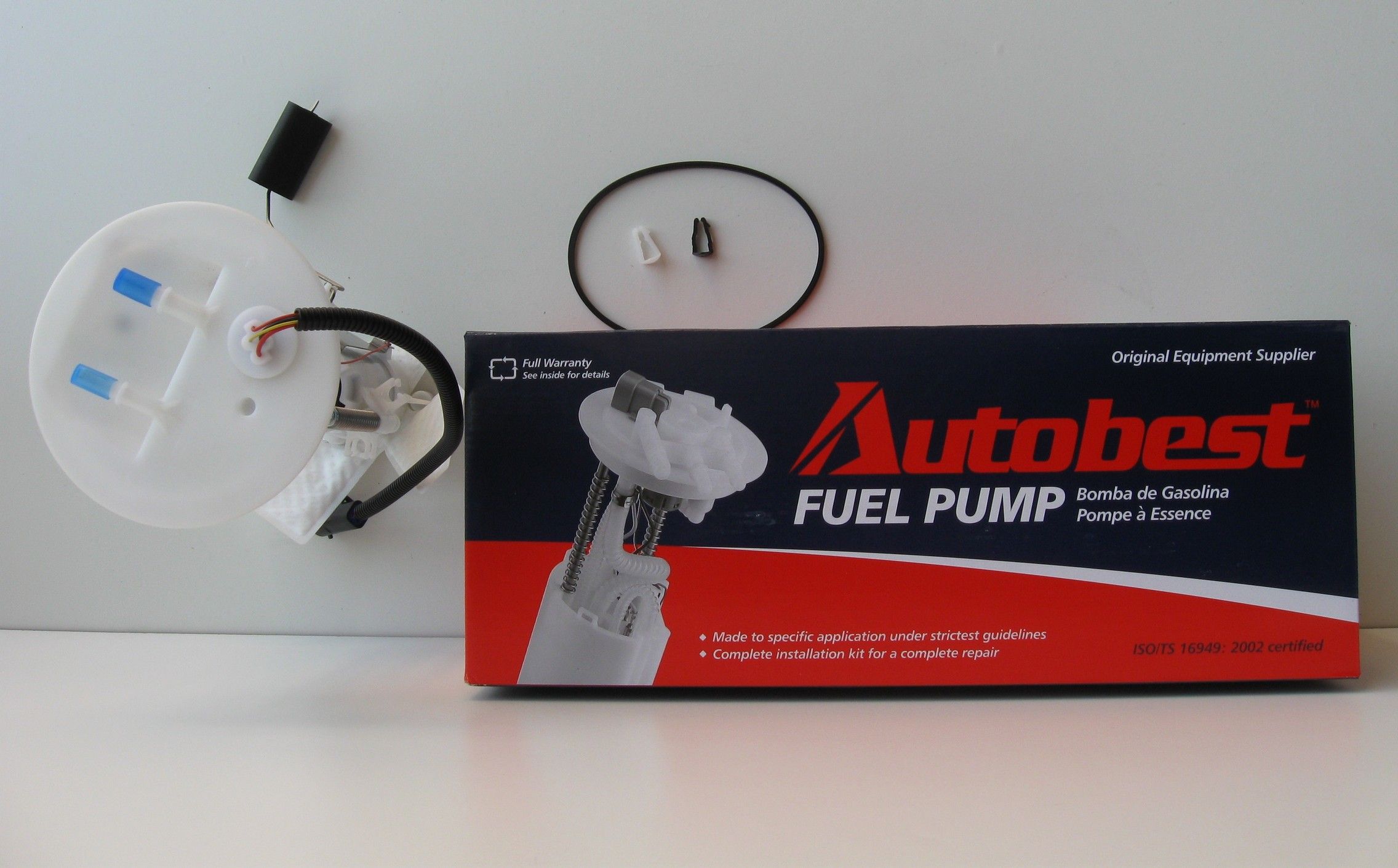 2004, 2003 Ford Expedition Fuel Pump Module Assembly