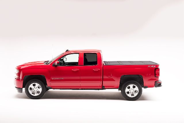 2015-2019 GMC Sierra 2500 HD Tonneau Cover (Bak Industries)