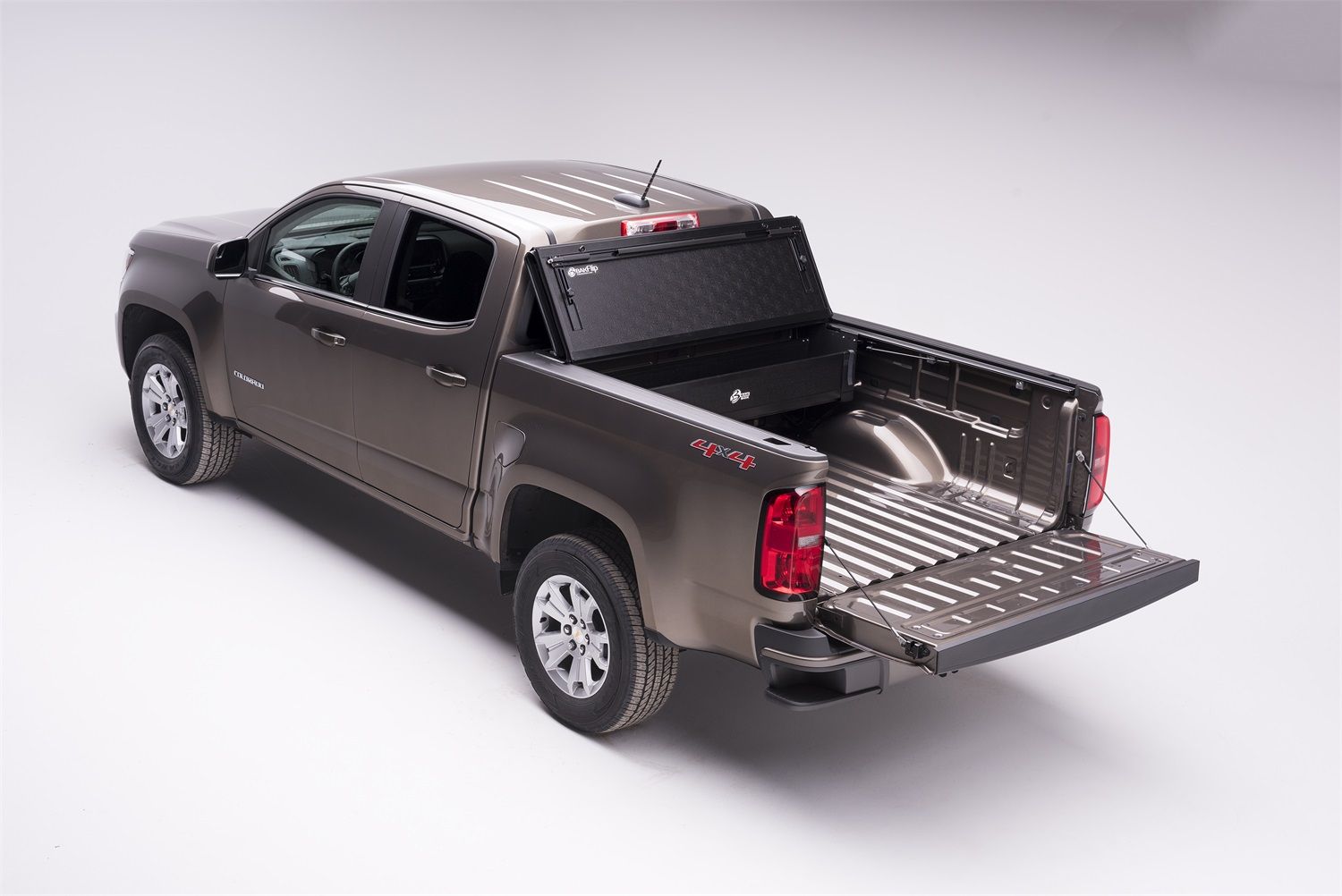 2022, 2021, 2020, 2019, 2018, 2017, 2016 GMC Canyon Tonneau Cover