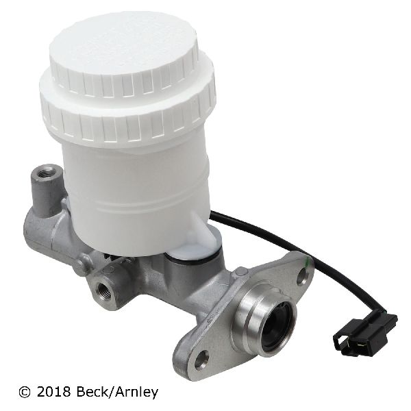 1989-1997 Mitsubishi Montero Brake Master Cylinder (Beck Arnley)