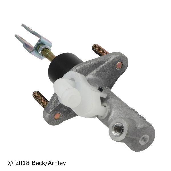 2002-2006 Nissan Altima Clutch Master Cylinder (Beck Arnley)