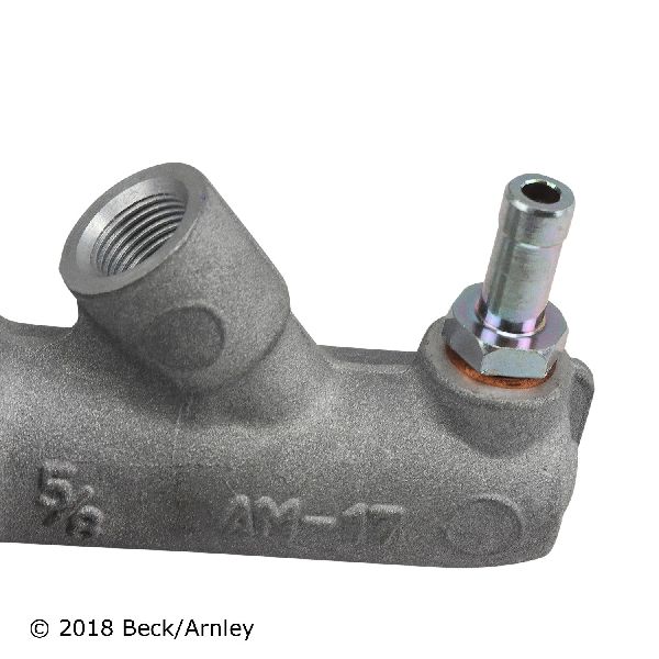 1996-2000 Honda Civic Clutch Master Cylinder (Beck Arnley)