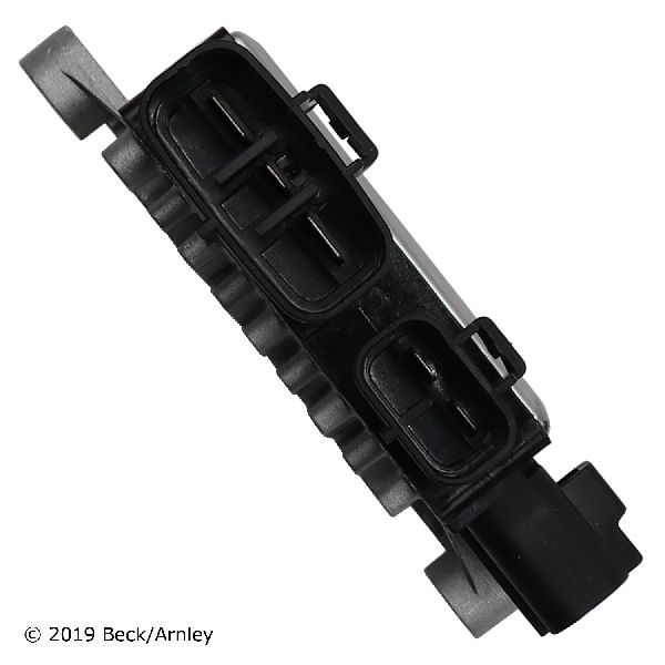 2007-2008 INFINITI G35 Engine Cooling Fan Module (Beck Arnley)