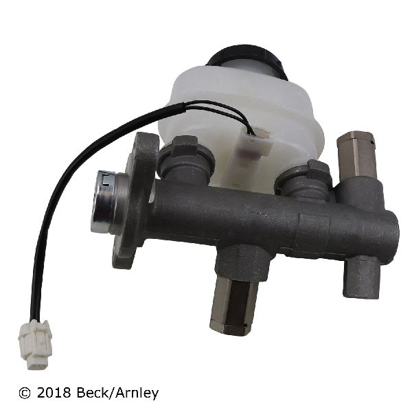 2003-2006 Nissan Sentra Brake Master Cylinder (Beck Arnley)