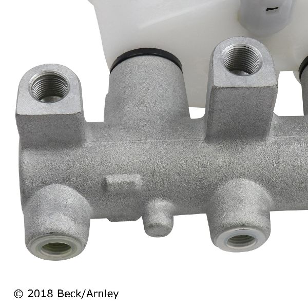 2001-2007 Toyota Sequoia Brake Master Cylinder (Beck Arnley)